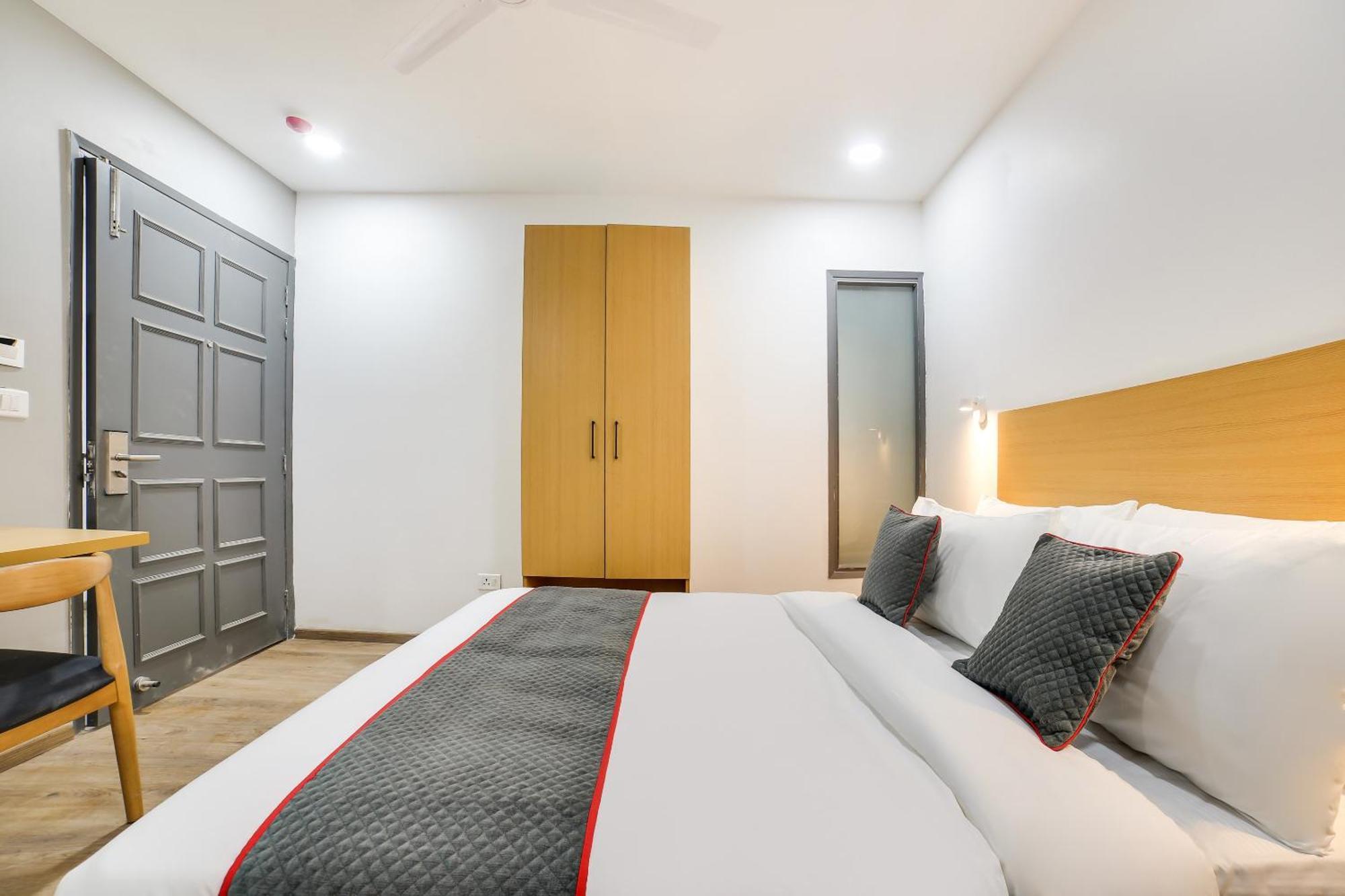 Collection O Ajanta Hotel New Delhi Exterior photo
